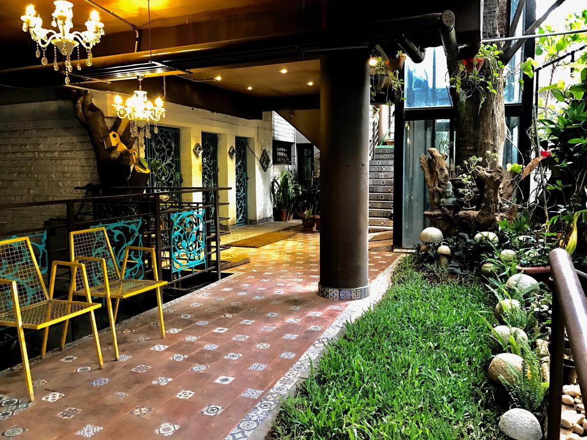โกลเดน โลตัส Bed & Breakfast บังกาลอร์ ภายนอก รูปภาพ